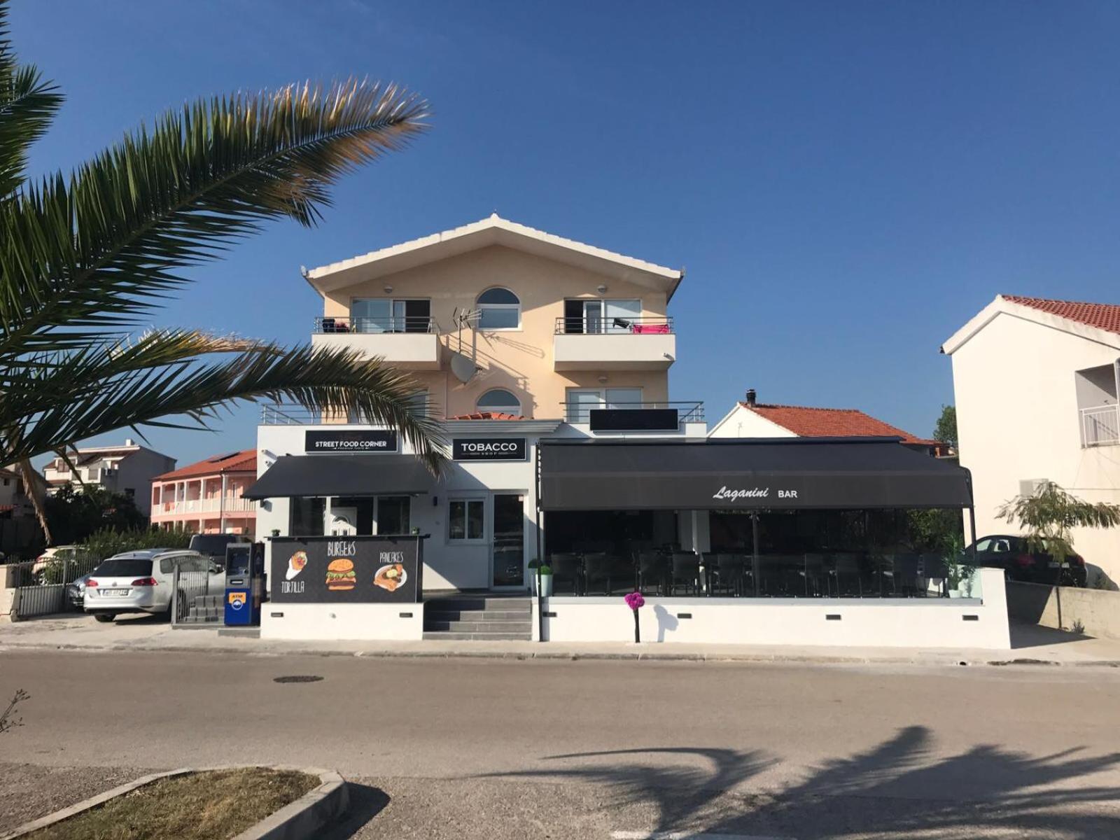 Apartments Villa Marina Рогозниця Екстер'єр фото